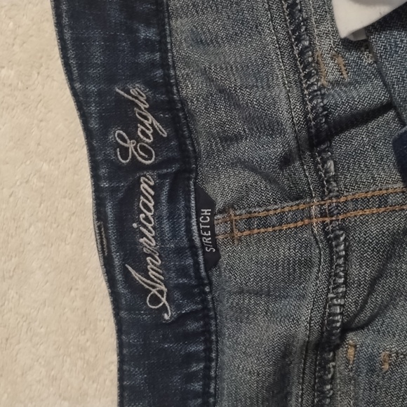 American Eagle jean shorts - Picture 2 of 5